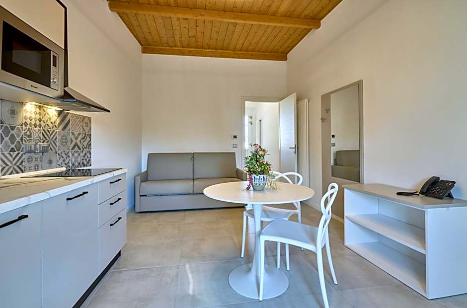 Via Ai Portici Suite