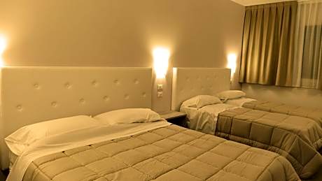 Comfort Triple Room