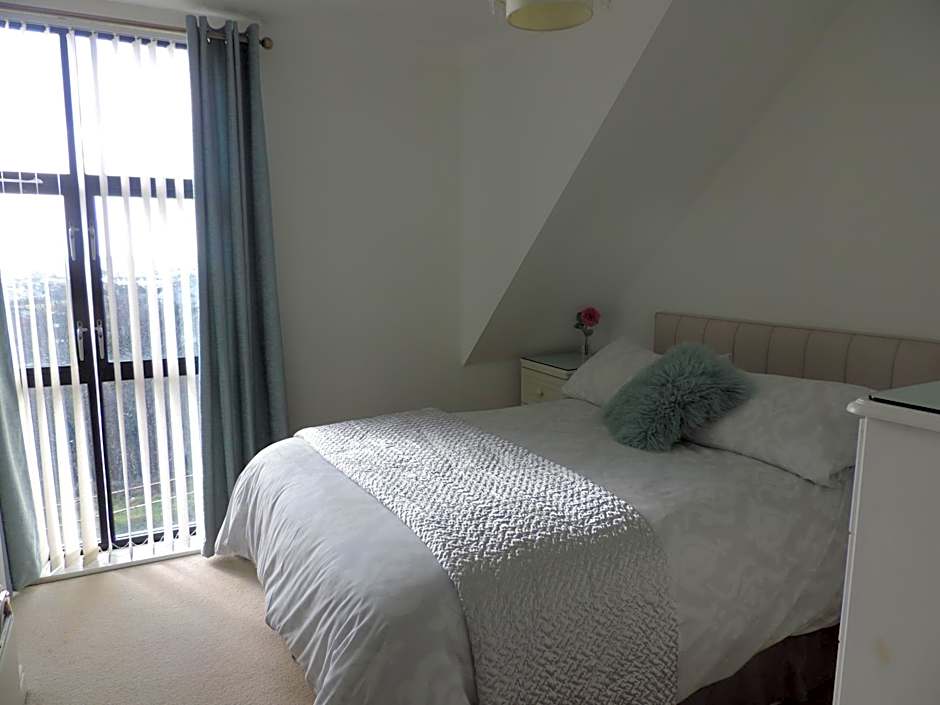 Sea Breeze Apartment