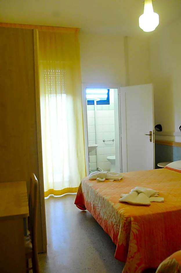 Hotel Lux