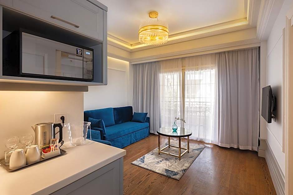 Maran Residence