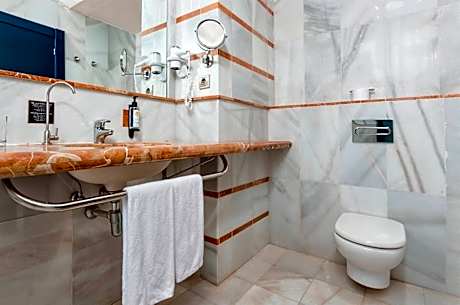 Double Room SEA VIEW 1 ADULT
