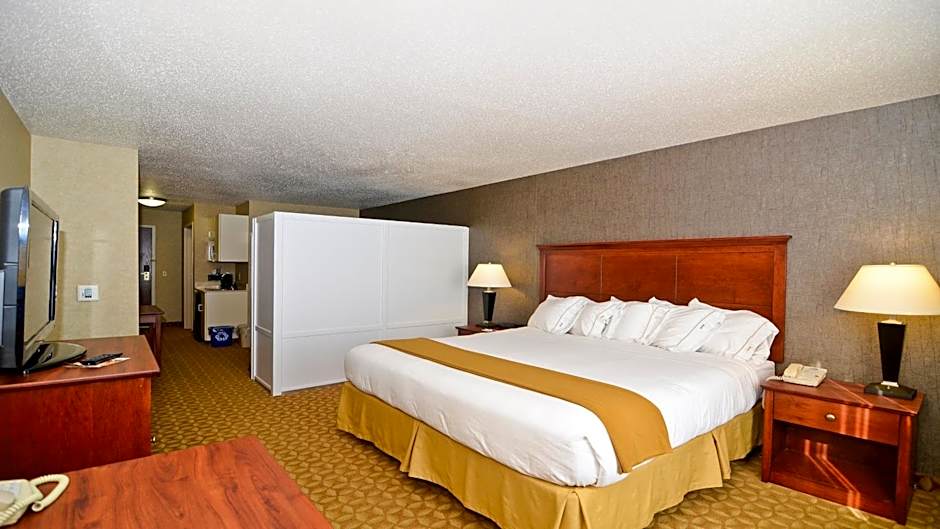 Holiday Inn Express Hotel & Suites Fort Atkinson By IHG