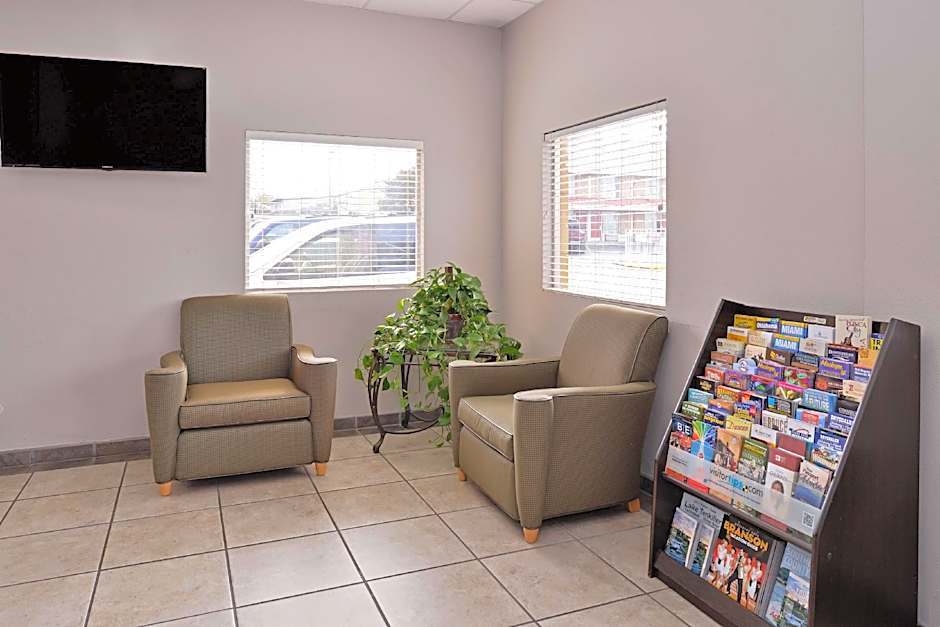 Americas Best Value Inn Tulsa at I-44