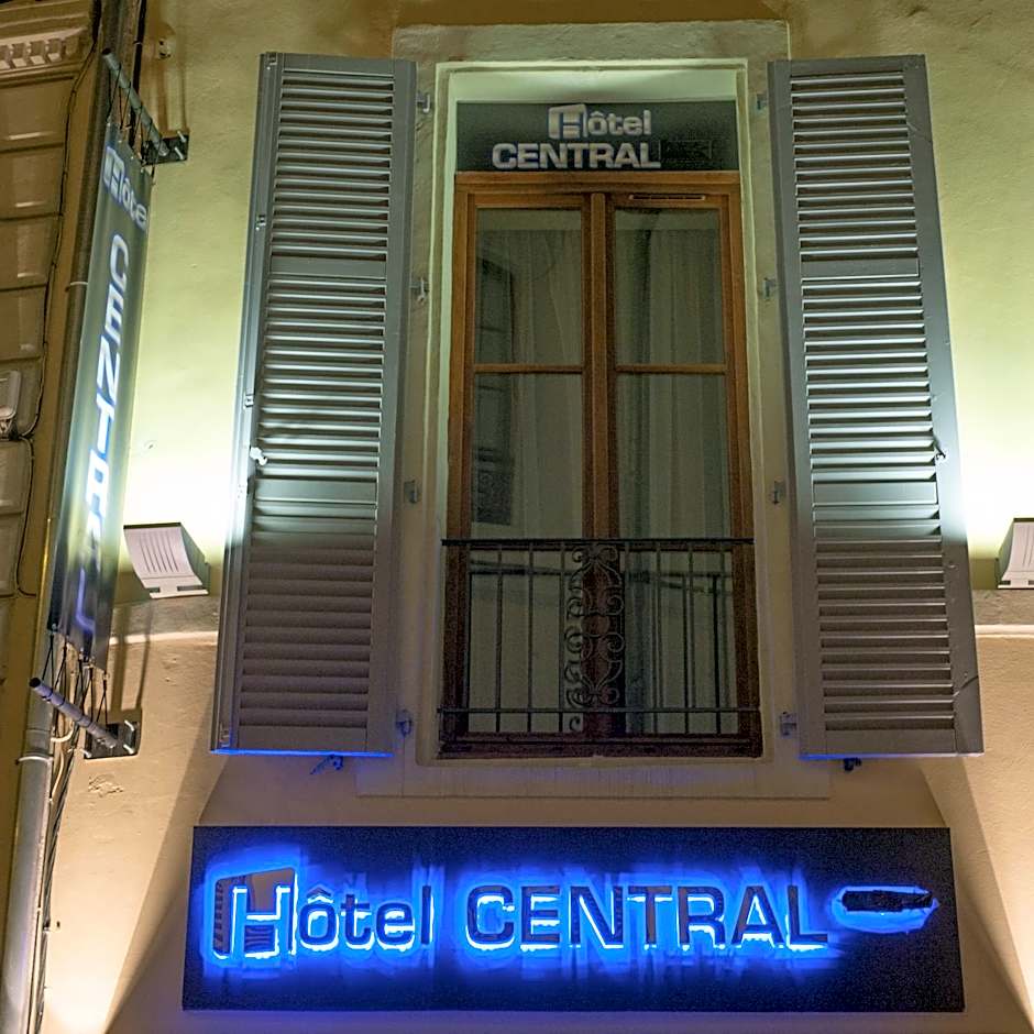 Central Hotel