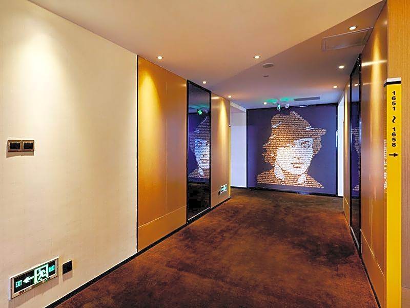 7 Days Premium Xinhua Train Station Square Branch