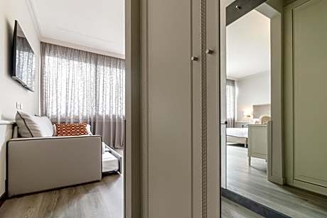 Executive Quadruple Room