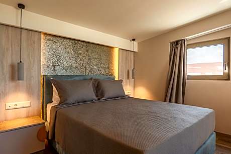 Standard Suite with Panoramic View