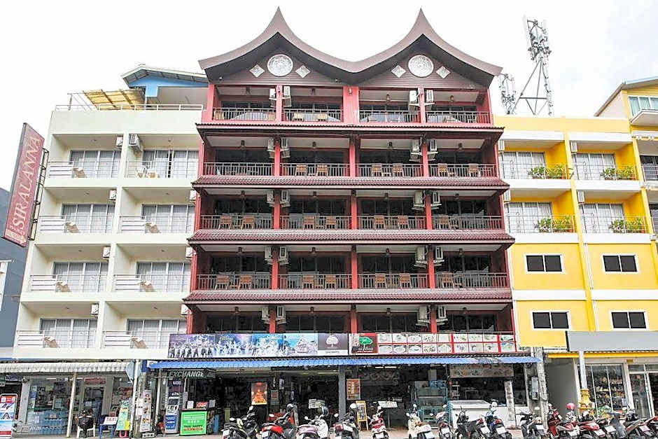 Tanawan Phuket Hotel