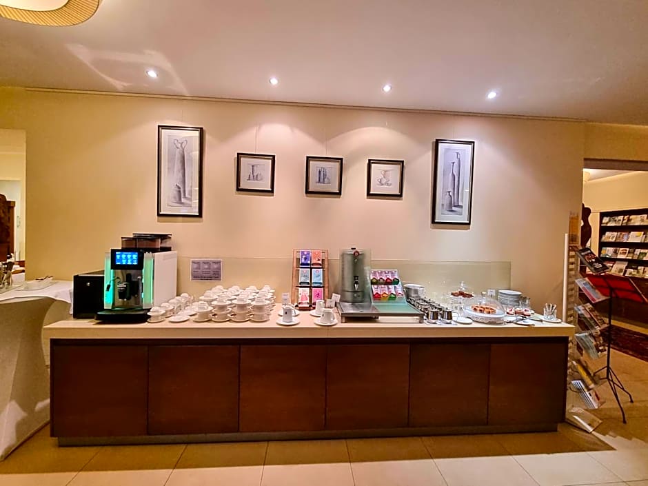 BIRKENHOF GOLS - B & B - Wohlfühl Hotel mit Wochenend-Restaurant