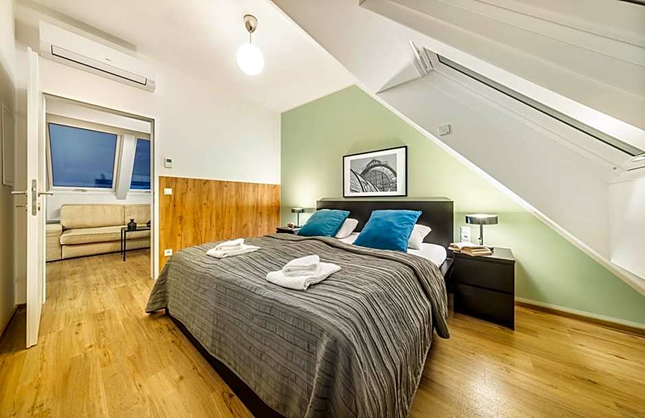 Jimmy's Apartments Lory