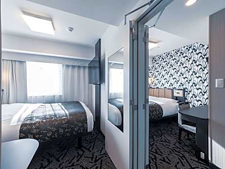 Two Connecting Rooms (2 adult) - Non-Smoking