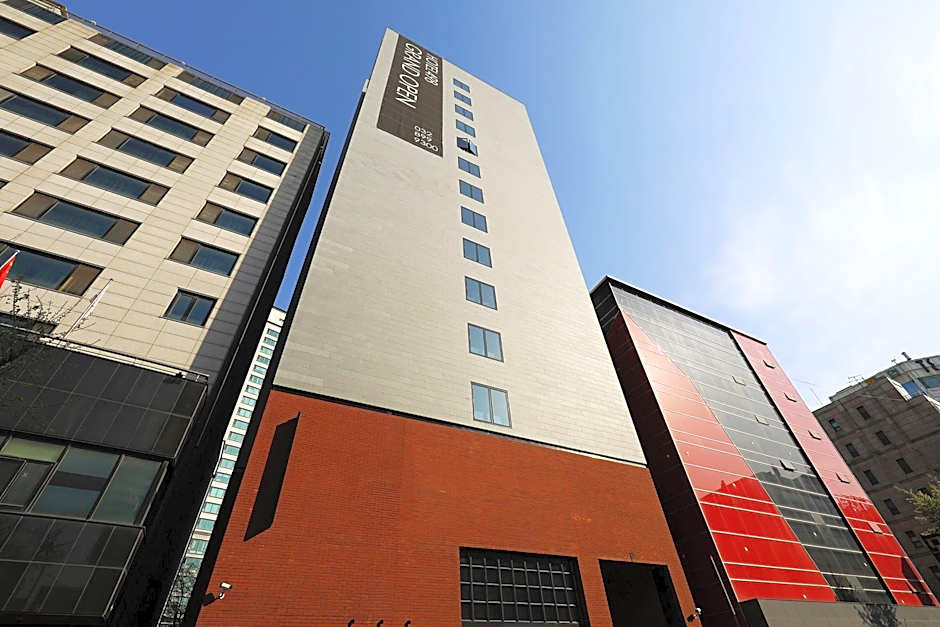 HOTEL498