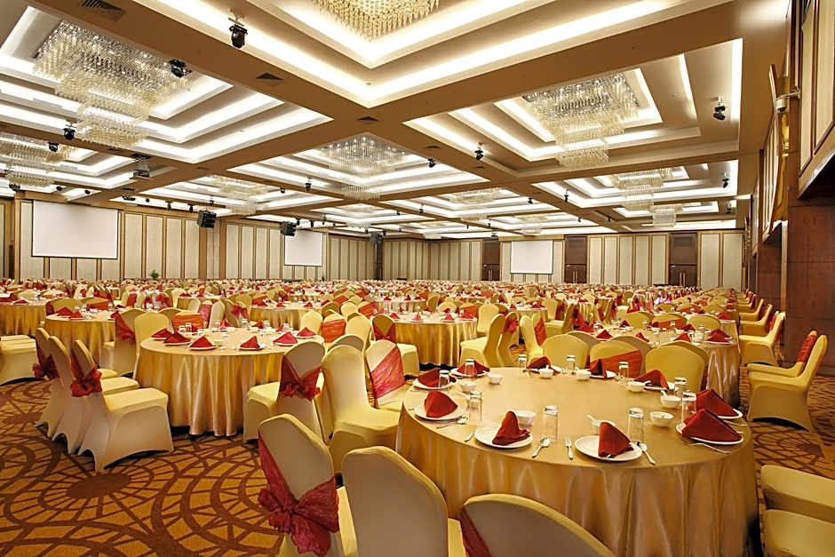 Swiss-Belhotel Harbour Bay