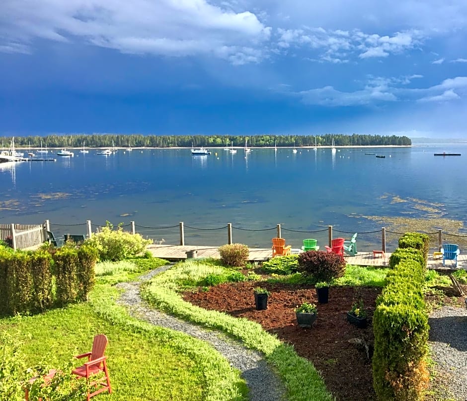 Treadwell Inn