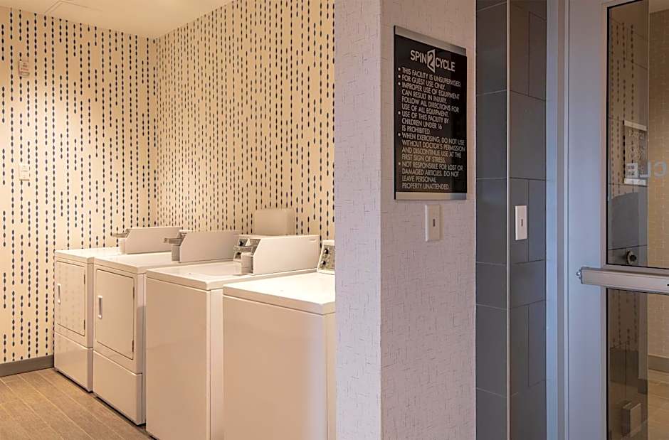 Home2 Suites By Hilton West Edmonton