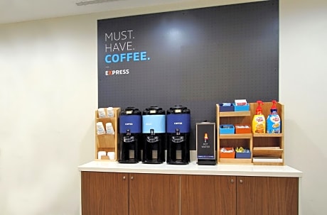 Holiday Inn Express Corning By IHG