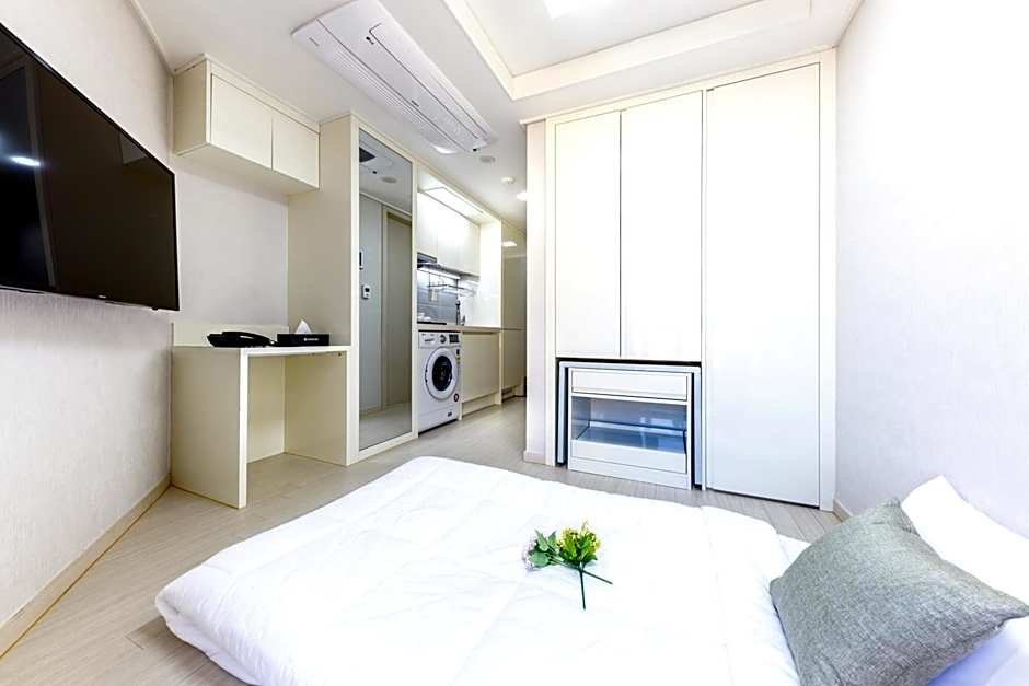 Shin Shin Hotel Seogwipo