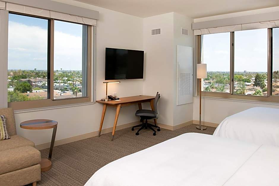 Element Scottsdale at SkySong