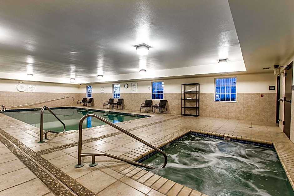 Evangeline Downs Hotel, an Ascend Collection Hotel