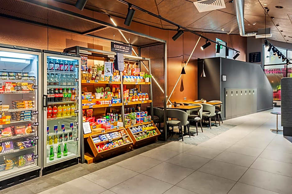 Roomzzz Newcastle City