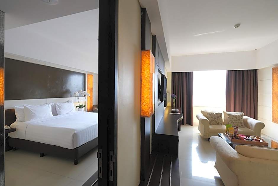 Photo 1 of 4 of Suite, City View
