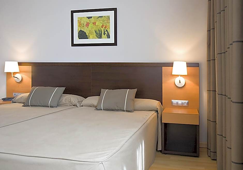 Hotel Castillo El Burgo