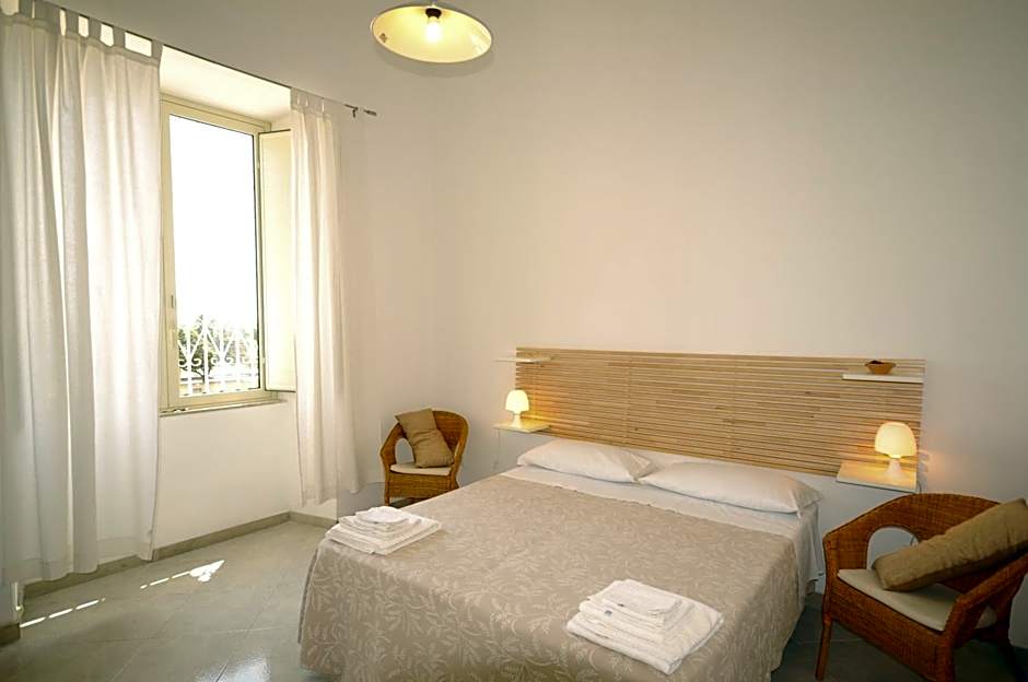 B&B Agon