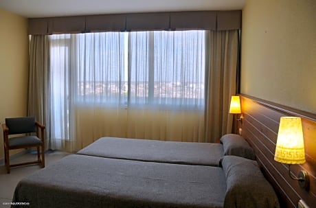 Studio with Sea View  (2 Adults + 1 Child)