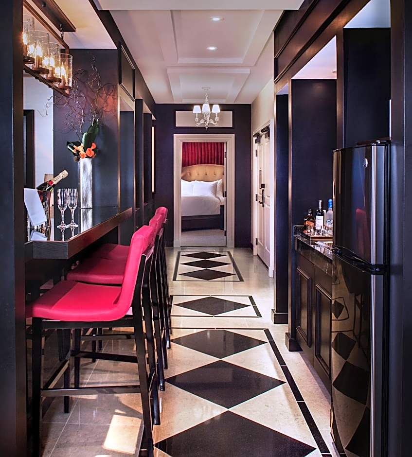 Photo 1 of 7 of Gallery Suite