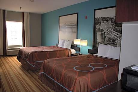 Queen Room with Two Queen Beds - Smoking