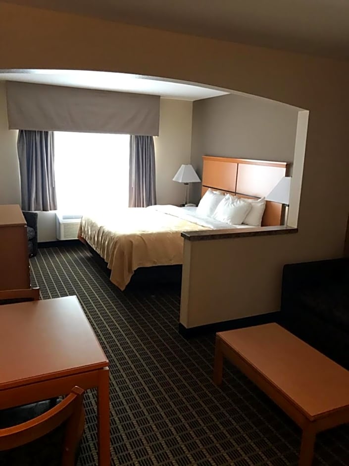 Quality Inn & Suites Silverthorne - Copper Mountain
