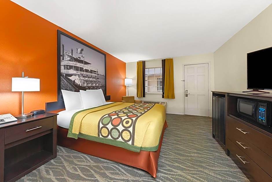 Super 8 by Wyndham New Orleans