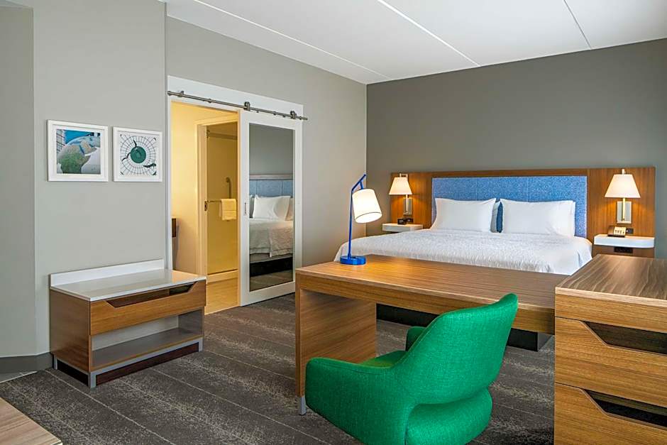 Hampton Inn By Hilton & Suites Raleigh Midtown, NC