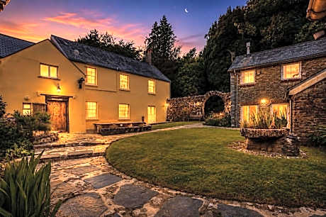 Holwell Holistic Retreat