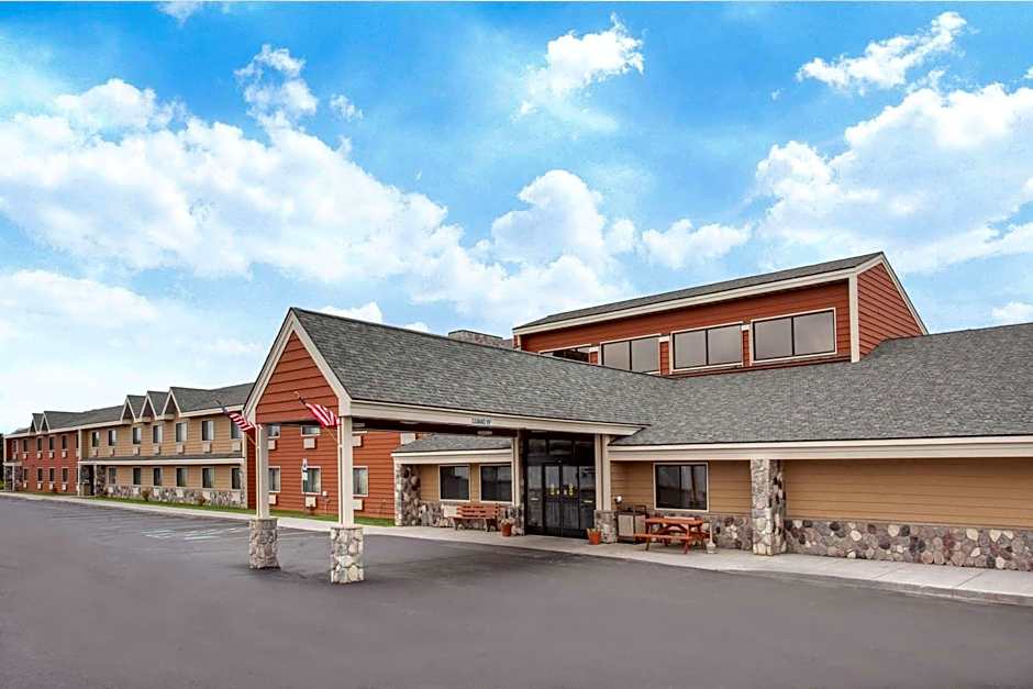 AmericInn by Wyndham Calumet