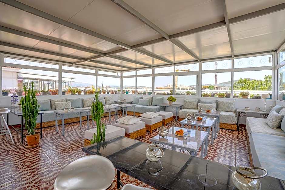 Riad Salt River
