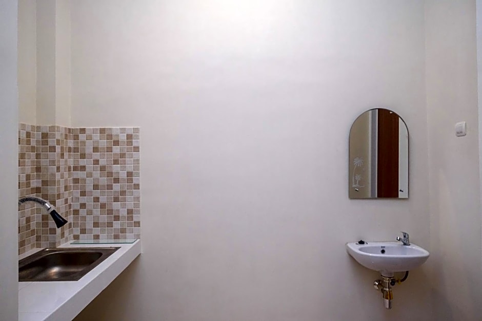 RedDoorz Syariah near Transmart Pabelan Solo