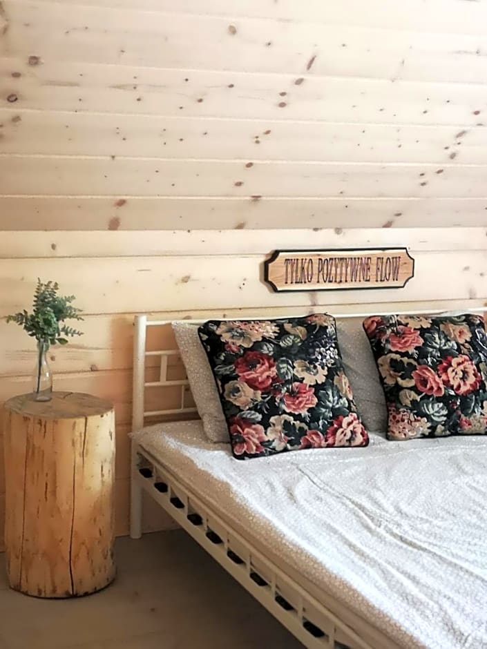 Domki Między Drzewami