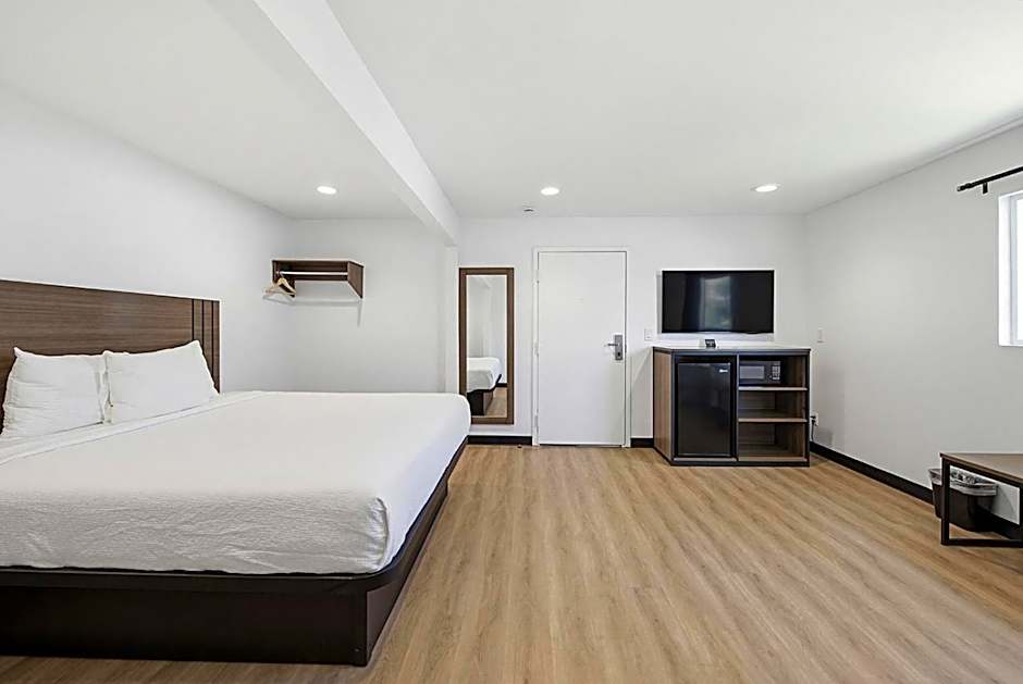Hyland Inn Van Nuys