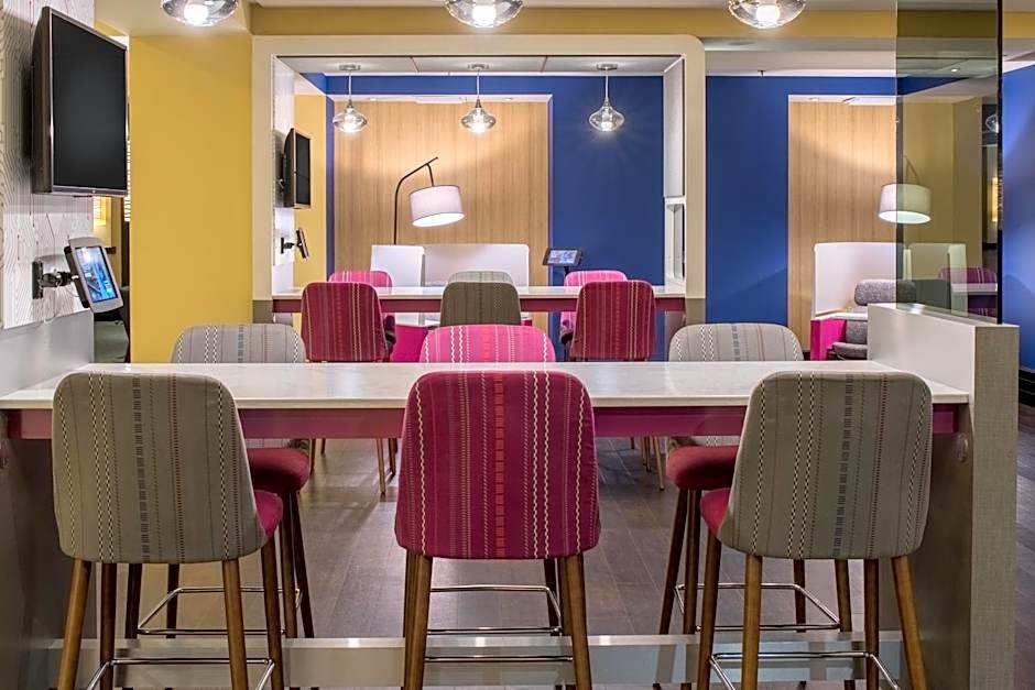 Crowne Plaza Cabana Hotel By IHG