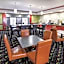 La Quinta Inn & Suites by Wyndham Dallas Hutchins