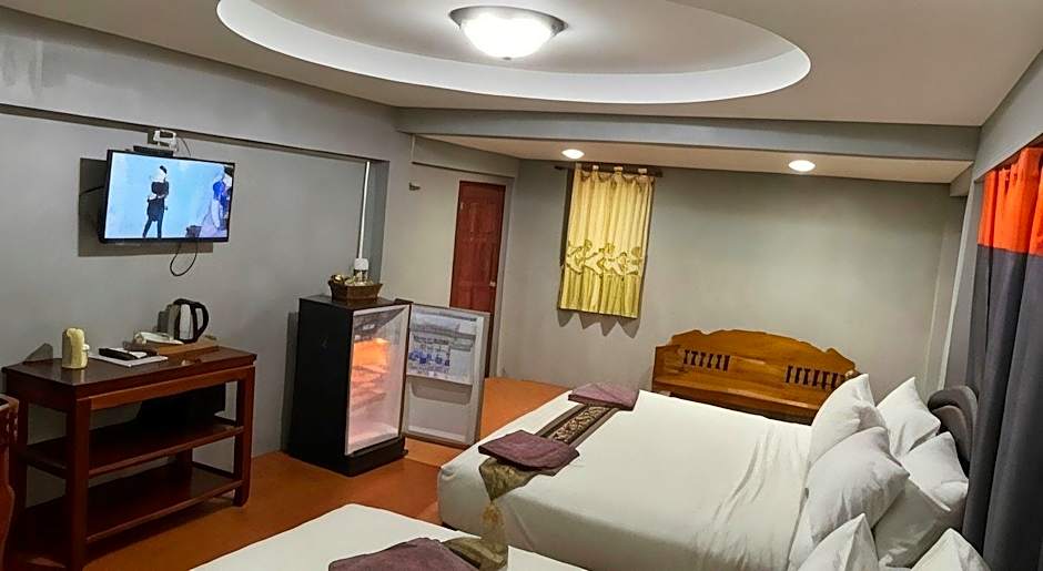 Jirawan Hotel