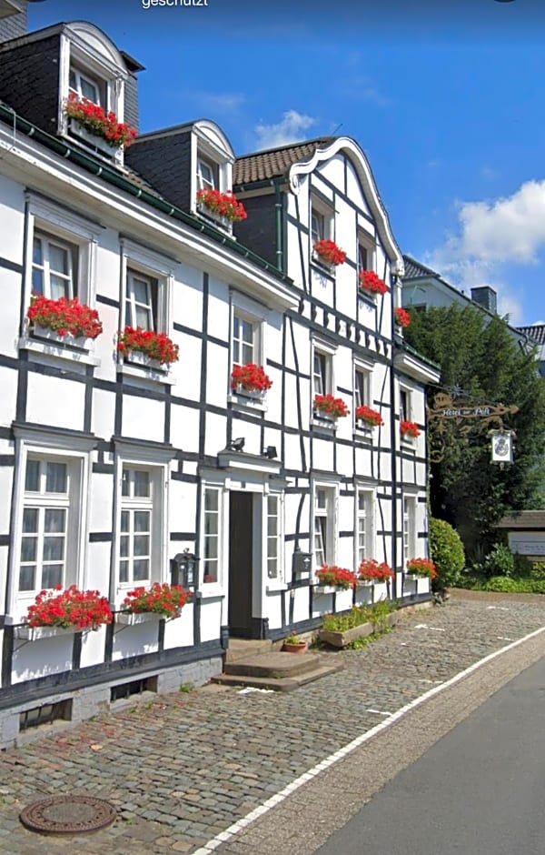 Hotel zur Post Dabringhausen - contactless self check-in