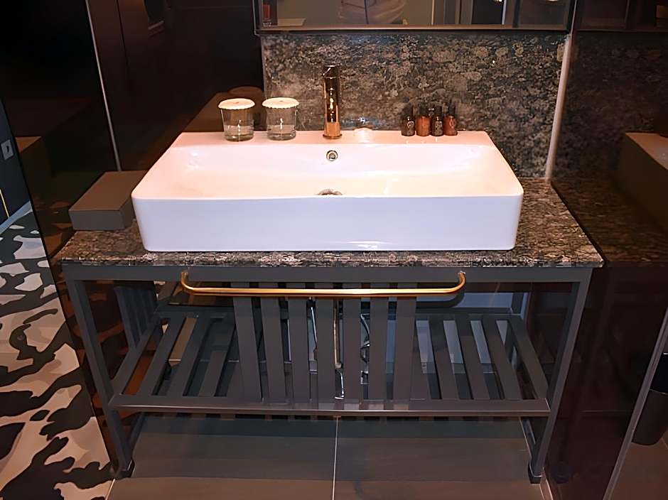 Best Louis Hamilton Hotel westbusan