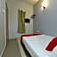OYO 90553 Hotel 24 Seven