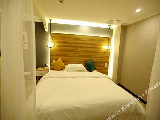 hezikongjianhuiqiao hotel