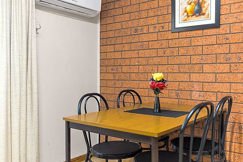 Castlereagh Motor Inn