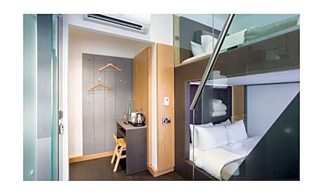 Family Queen Room - No Window