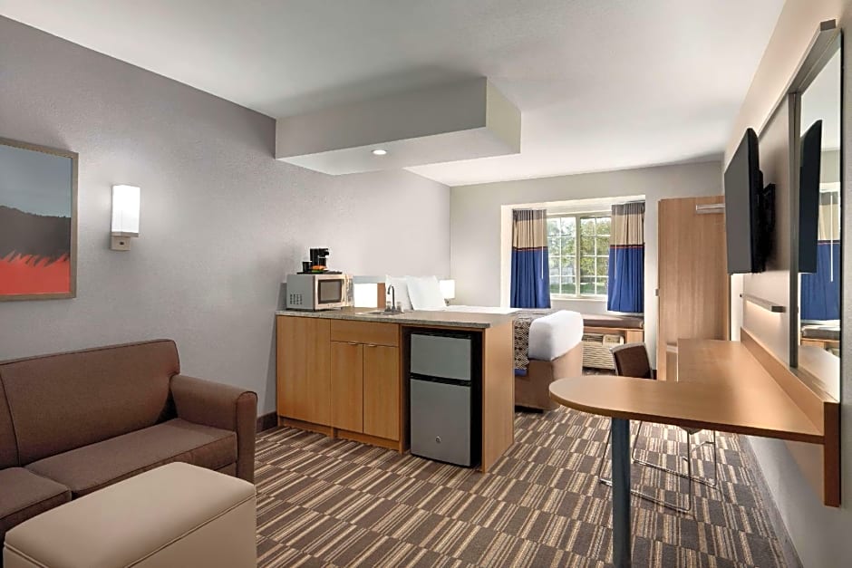 Microtel Inn & Suites By Wyndham Baton Rouge